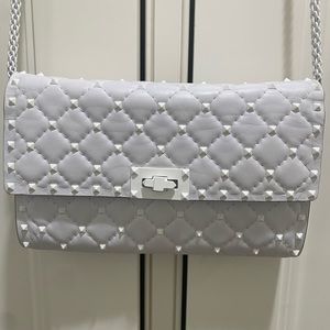 White Valentino WOC/clutch. Excellent condition